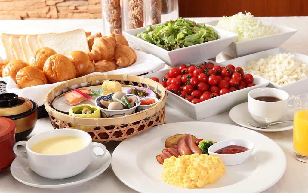 Fukuoka Sun Palace Hotel & Hall מראה חיצוני תמונה